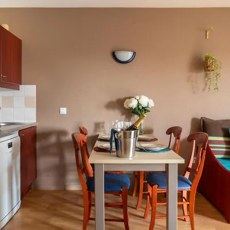 Le Hameau Du Golf-1 By Interhome * بورنيك